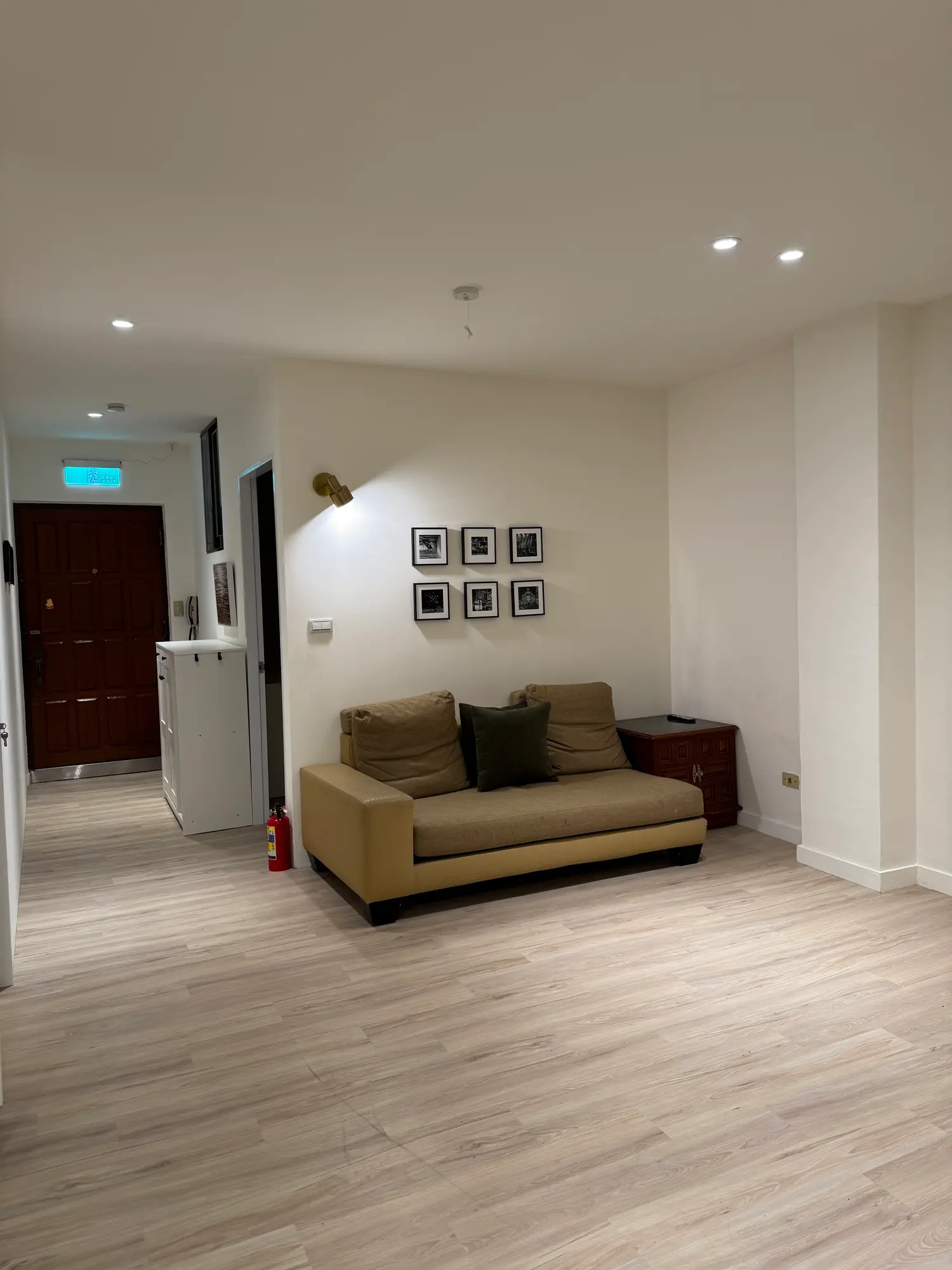 Room for rent in Zhongzheng District, Taipei City | NT$ 14 500 | 3 ping slide 6