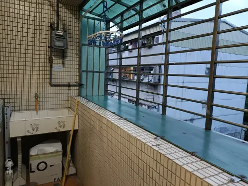 Private room for rent TWD 18 000 -  - 4 bedrooms