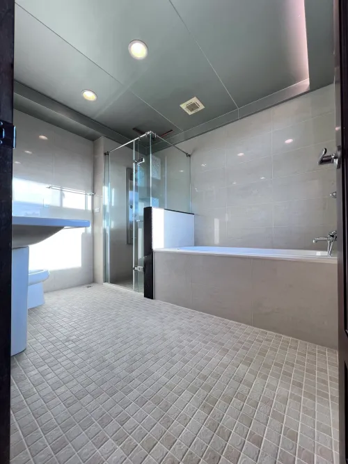 Apartment for rent TWD 110 000 - Alley 7, Lane 290, Section 6, Zhongshan North Road - 4 bedrooms