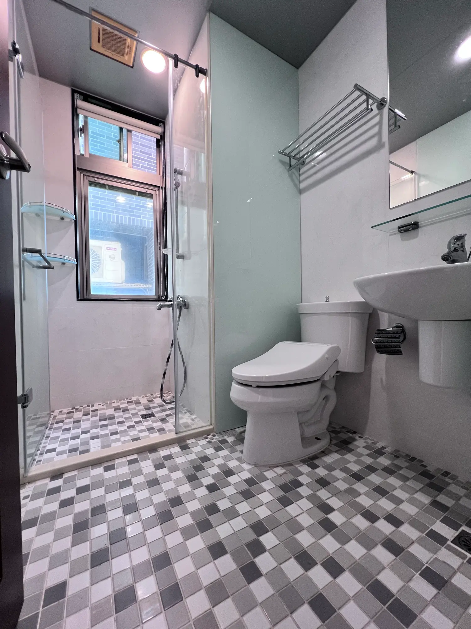 4 bedrooms apartment for rent TWD 110 000 - 50 ping - Shilin District,Taipei City slide 12