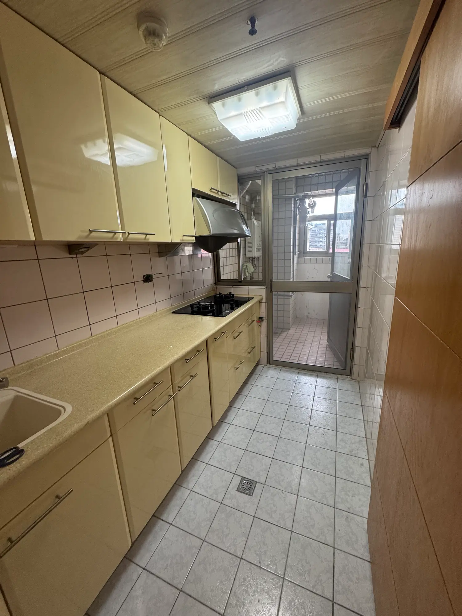 3 房 中山區, 台北市公寓出租 | TWD 60 000 | 23 坪 slide 1