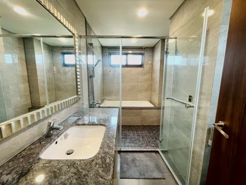 Apartment for rent TWD 70 000 - Minsheng Road Section 2 - 3 bedrooms