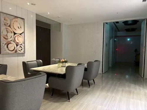 公寓 出租 TWD 38 000 - 康定路 - 2 房