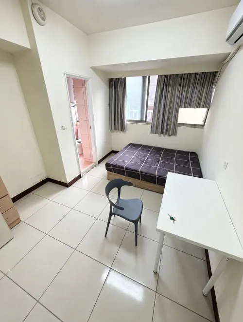 Room for rent NT$ 6 800 - 逢甲路 - 1 room