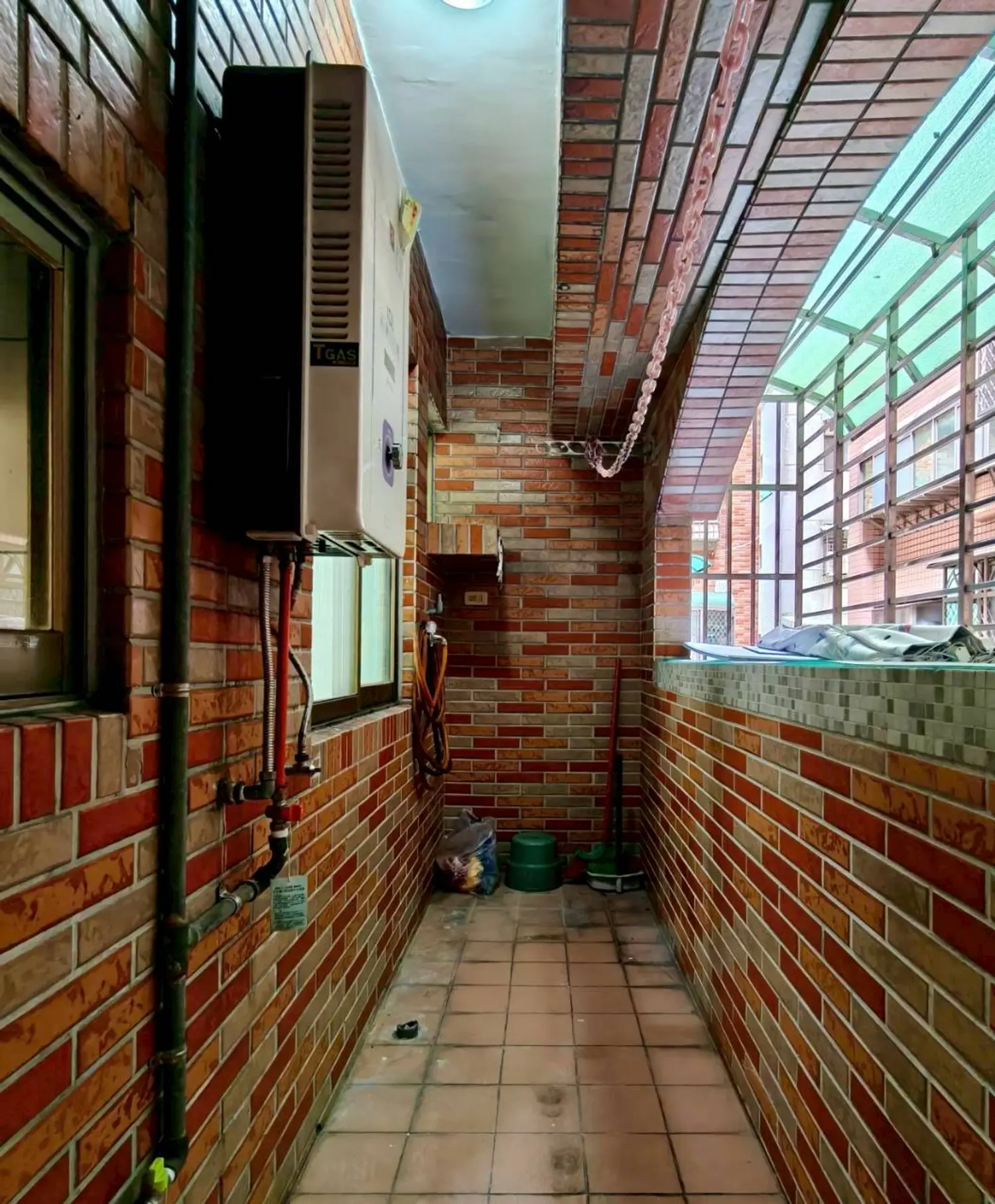 3 bedrooms apartment for sale TWD 25 580 000 - 23 ping - New Taipei City,Xinzhuang District slide 13