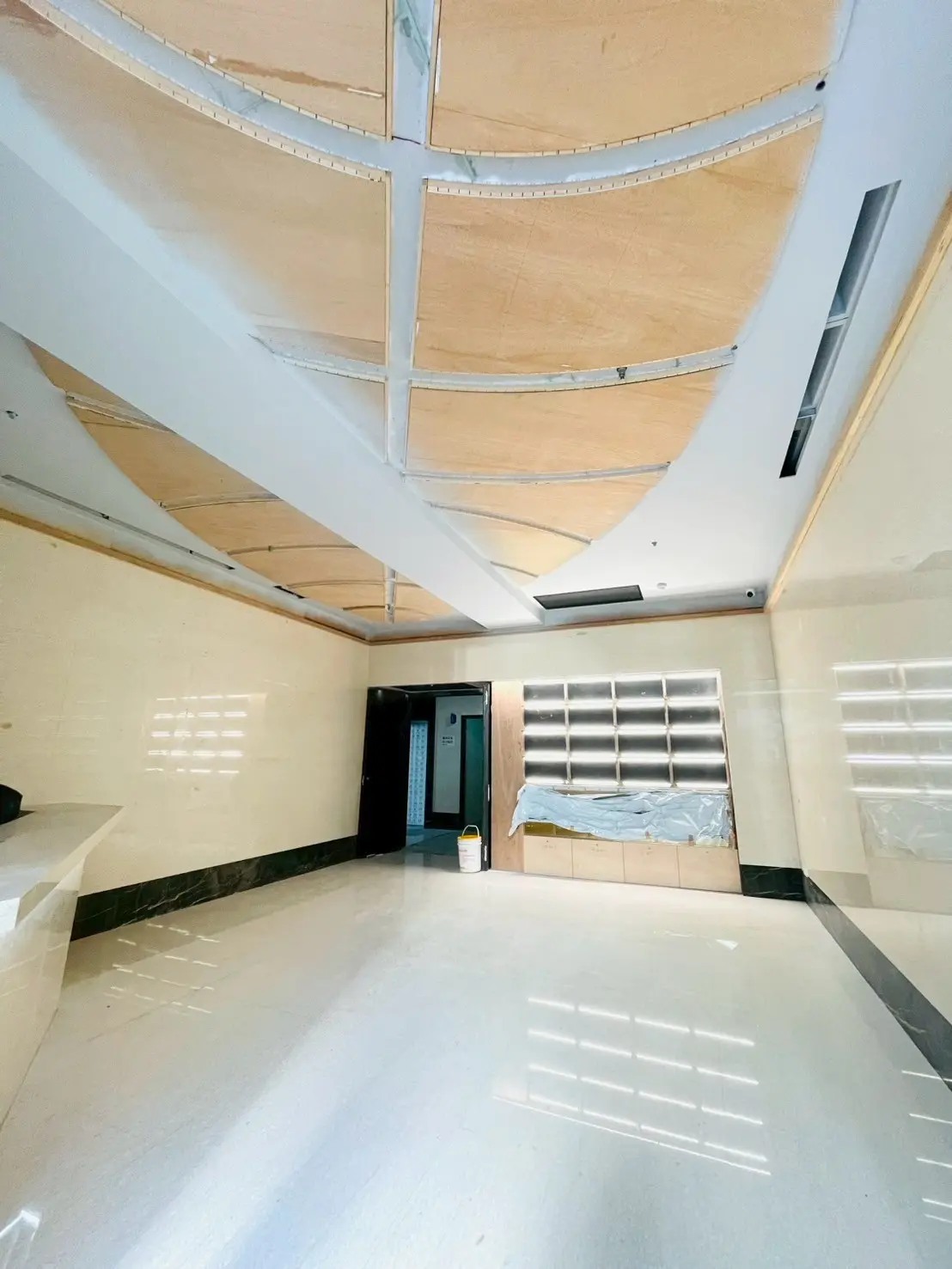 Office for sale in Songshan District, Taipei City | TWD 118 600 000 | 58 ping slide 9