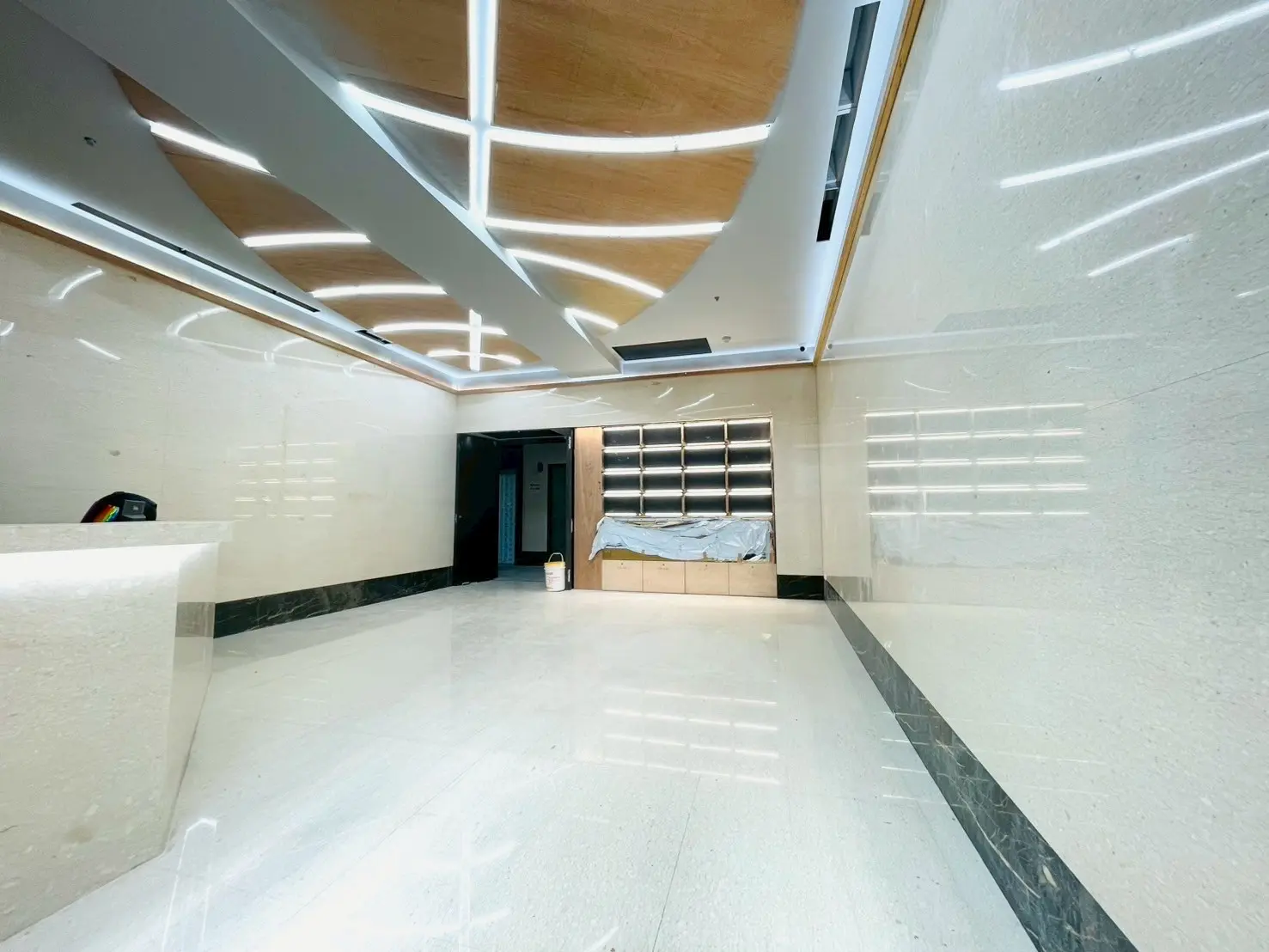 Office for sale in Songshan District, Taipei City | TWD 118 600 000 | 58 ping slide 10