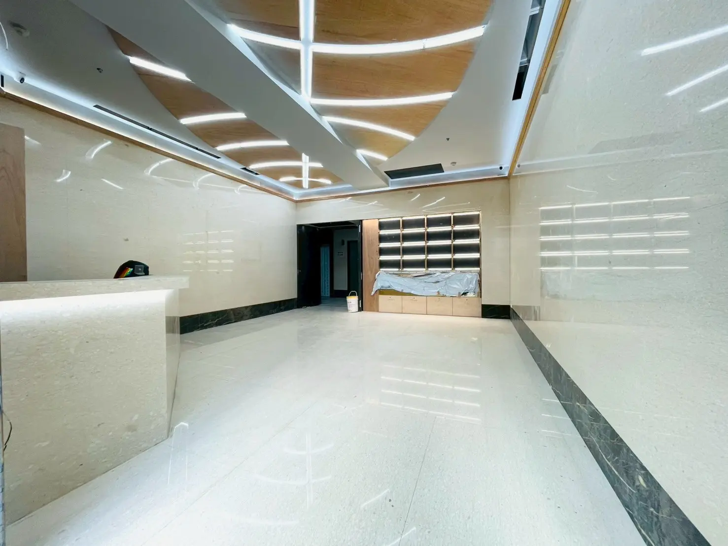 Office for sale in Songshan District, Taipei City | TWD 118 600 000 | 58 ping slide 7