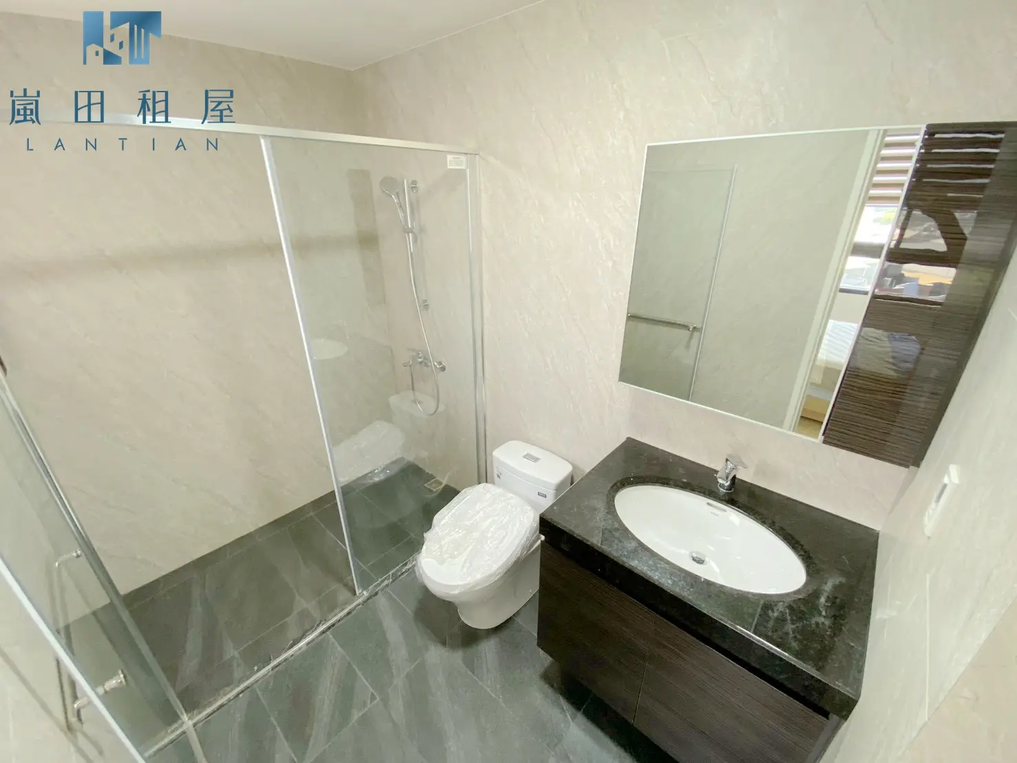 3 bedrooms apartment for rent in Wuqi District, Taichung City | NT$ 25 000 | 25 ping slide 7