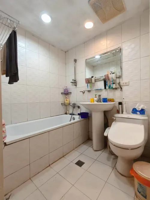 3 bedrooms apartment for sale TWD 27 880 000 - 26 ping - Songshan District, Taipei City slide 6