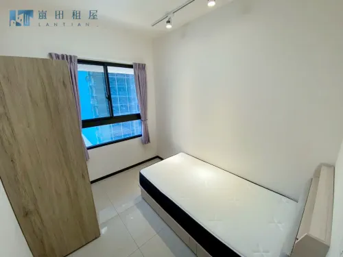 2 bedrooms apartment for rent in Wuqi District, Taichung City | NT$ 19 000 | 20 ping slide 6