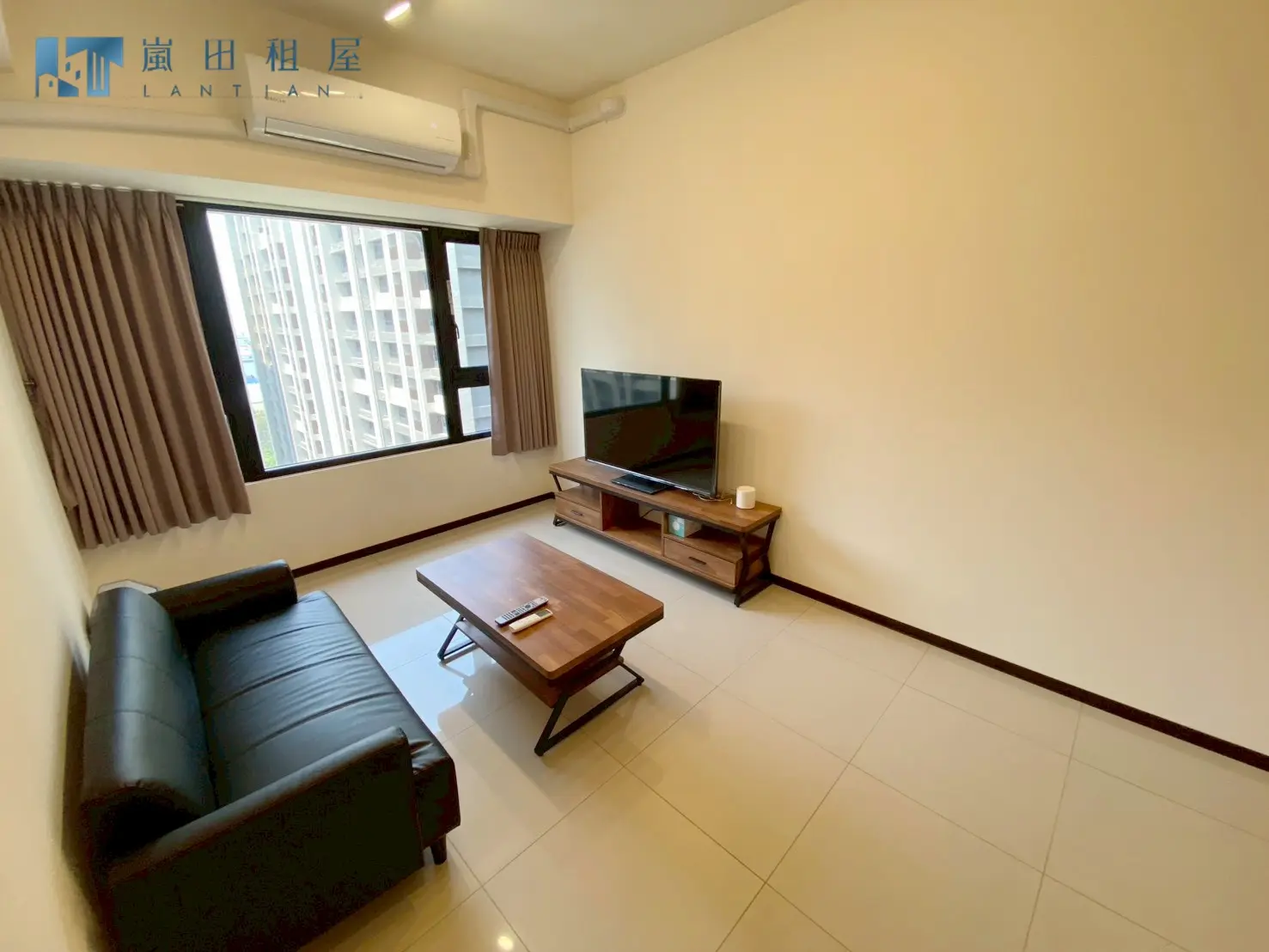 2 bedrooms apartment for rent in Wuqi District, Taichung City | NT$ 19 000 | 20 ping slide 0