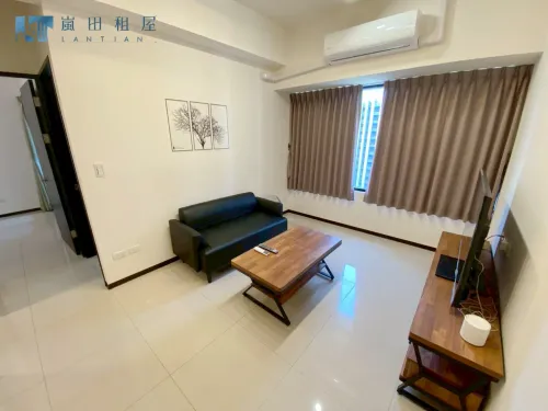 2 bedrooms apartment for rent in Wuqi District, Taichung City | NT$ 19 000 | 20 ping slide 2