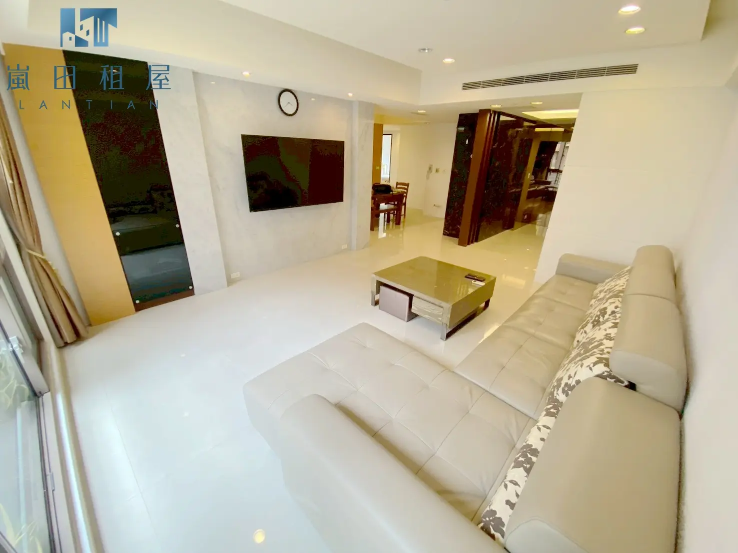 4 房 南屯區, 台中市公寓出租 | NT$ 52 500 | 46 坪 slide 3