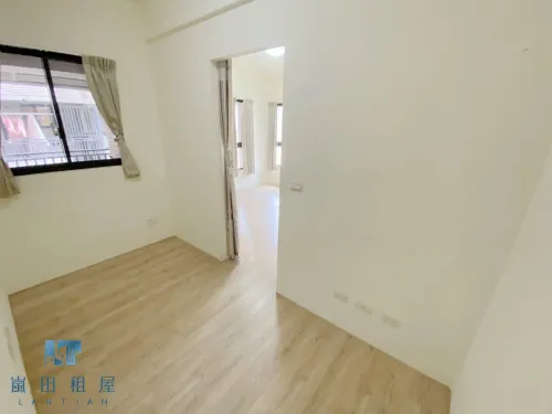 Apartment for rent NT$ 40 000 - Dadun 11th St - 3 bedrooms