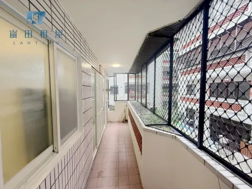 4 bedrooms apartment for rent in Beitun District, Taichung City | NT$ 20 000 | 25 ping slide 2