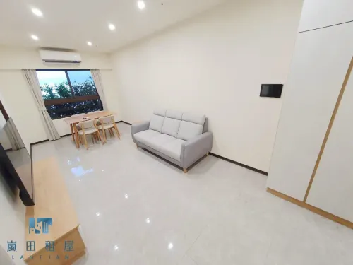 2 bedrooms apartment for rent in West District, Taichung City | NT$ 38 000 | 18 ping slide 4