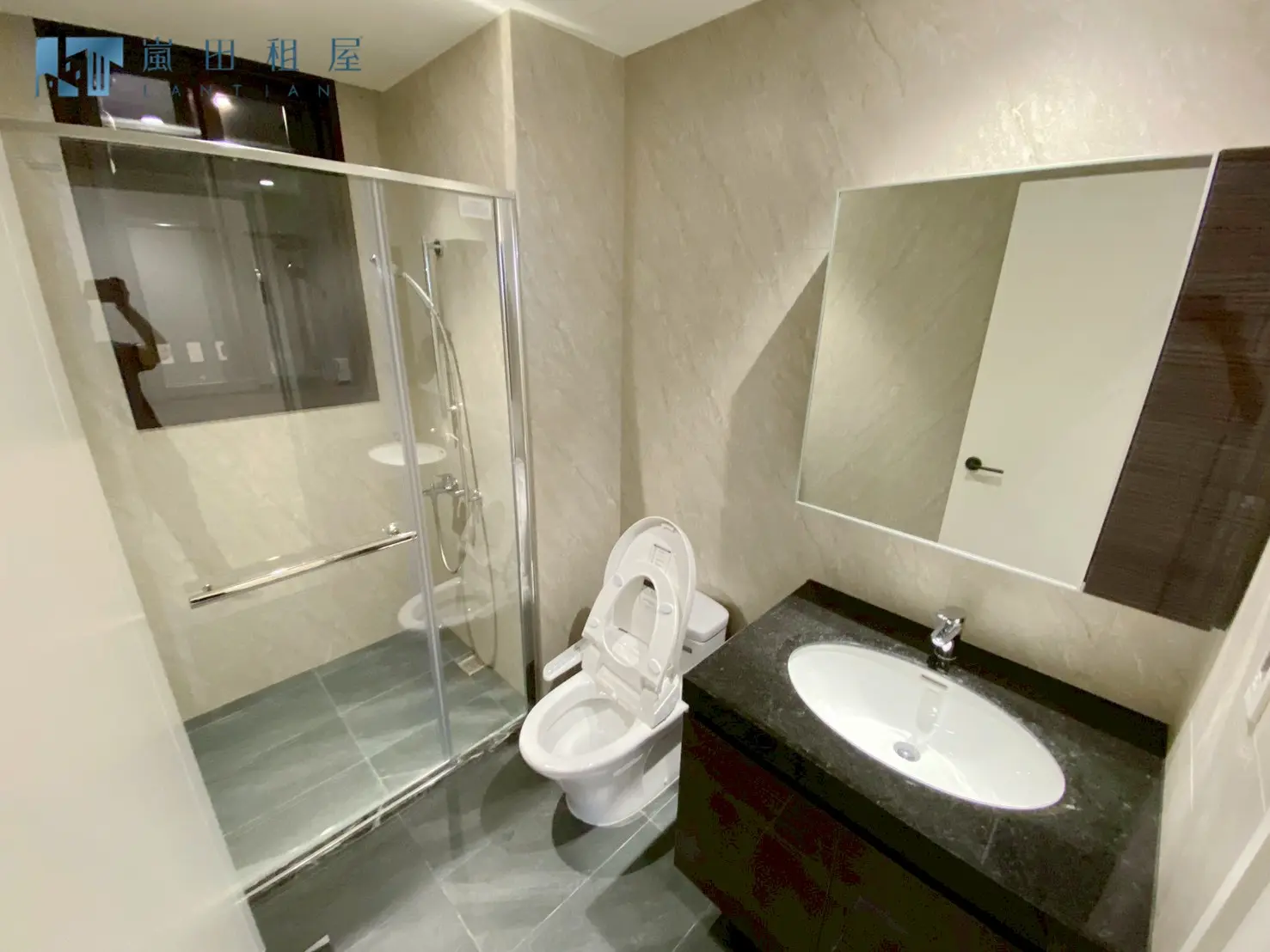 3 bedrooms apartment for rent in Wuqi District, Taichung City | TWD 20 000 | 25 ping slide 12