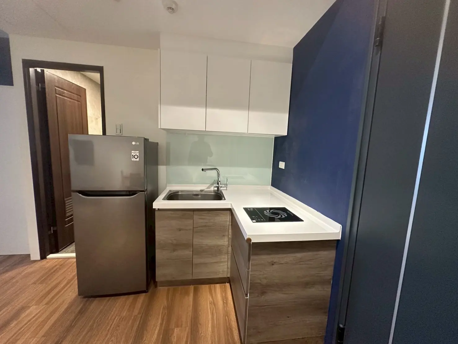 1 room apartment for sale in Nantun District, Taichung City | TWD 10 880 000 | 11 ping slide 0