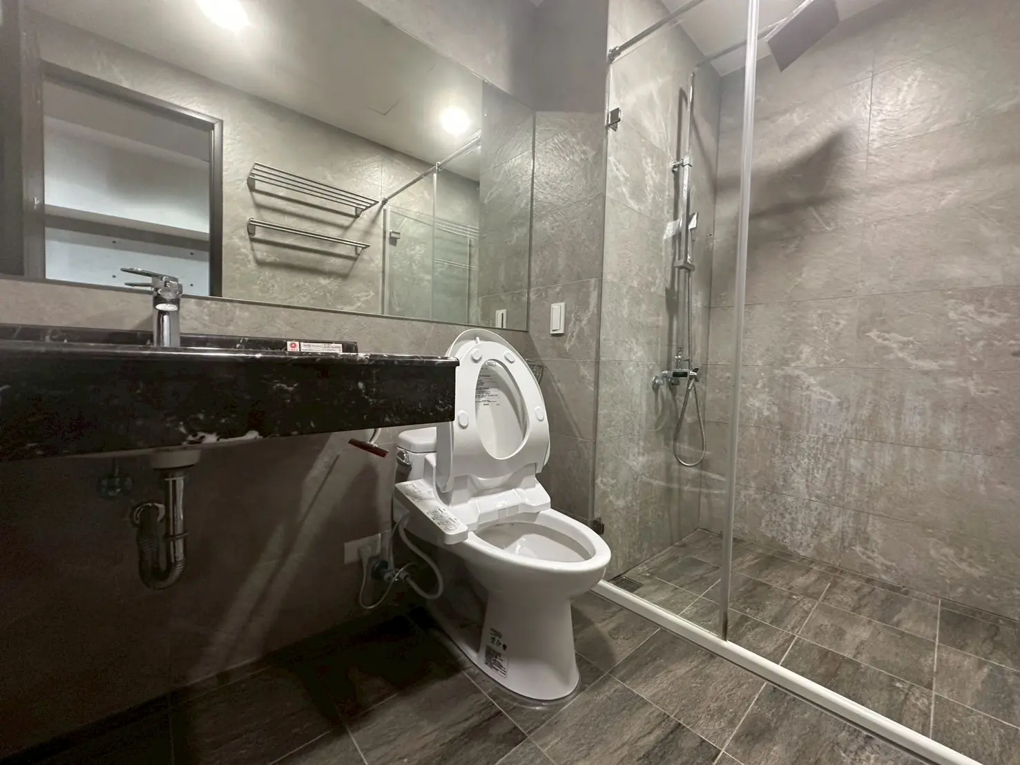 1 room apartment for sale in Nantun District, Taichung City | TWD 10 880 000 | 11 ping slide 7