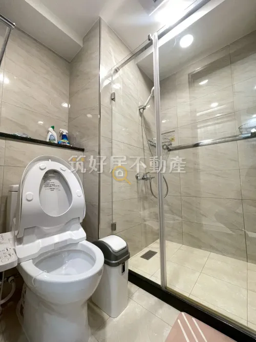 Apartment for rent TWD 32 800 - Section 2, Yonghua Road - 2 bedrooms