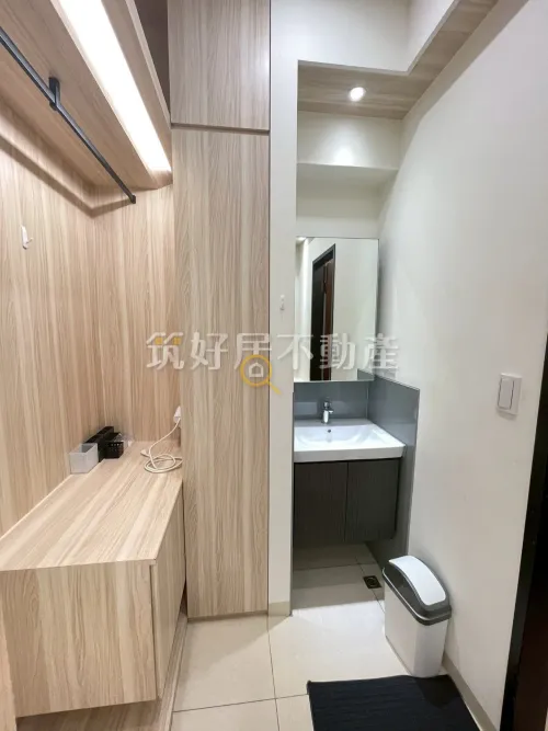 Apartment for rent TWD 32 800 - Section 2, Yonghua Road - 2 bedrooms