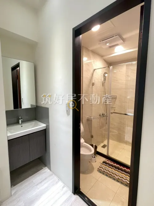 Apartment for rent TWD 32 000 - Section 2, Yonghua Road - 2 bedrooms