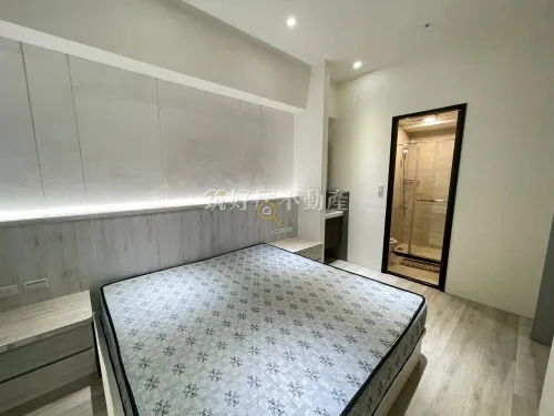 Apartment for rent TWD 32 000 - Section 2, Yonghua Road - 2 bedrooms