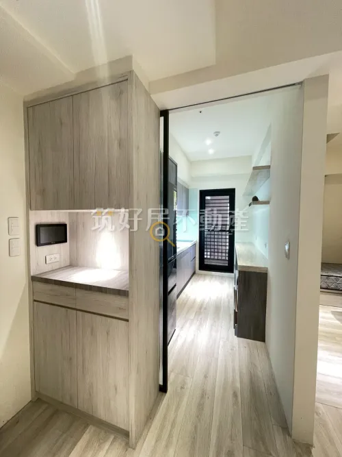 Apartment for rent TWD 32 000 - Section 2, Yonghua Road - 2 bedrooms