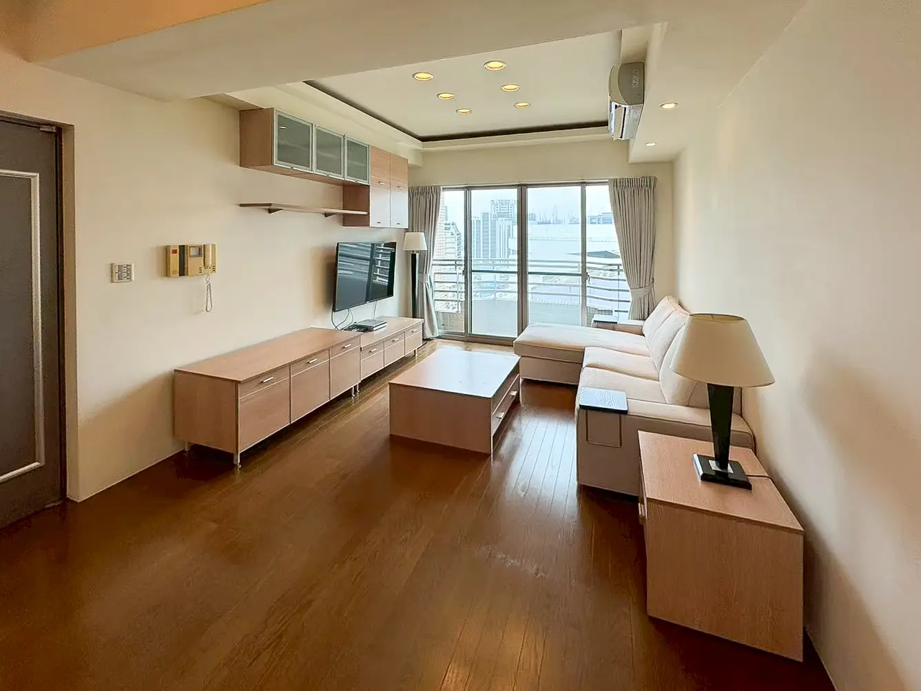 3 bedrooms apartment for rent in Songshan District, Taipei City | NT$ 75 000 | 28 ping slide 2