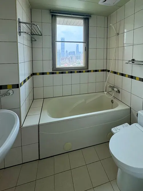 3 bedrooms apartment for rent in Songshan District, Taipei City | NT$ 75 000 | 28 ping slide 13