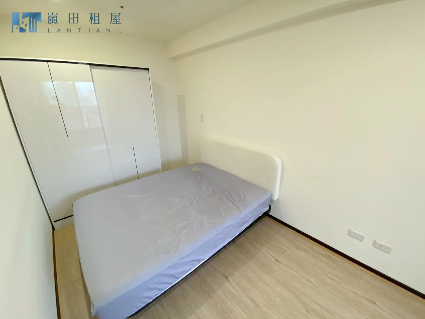 Studio apartment for rent in Nantun District, Taichung City | TWD 33 500 | 16 ping slide 7