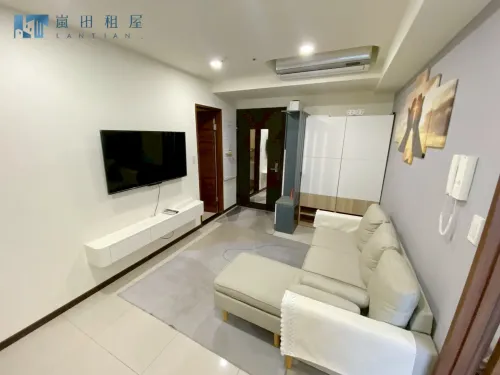Studio apartment for rent in Nantun District, Taichung City | TWD 33 500 | 16 ping slide 1