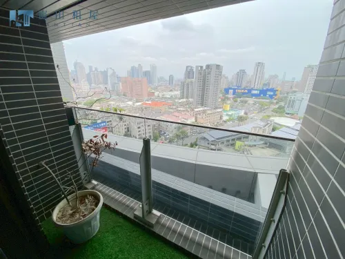 Studio apartment for rent in Nantun District, Taichung City | TWD 33 500 | 16 ping slide 5