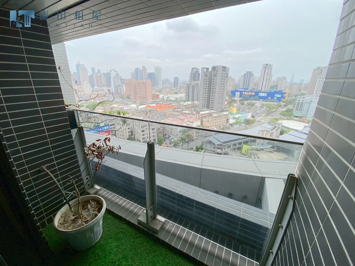Studio apartment for rent in Nantun District, Taichung City | TWD 33 500 | 16 ping slide 5