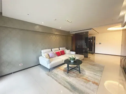4 bedrooms apartment for rent in Songshan District, Taipei City | NT$ 148 000 | 35 ping slide 11