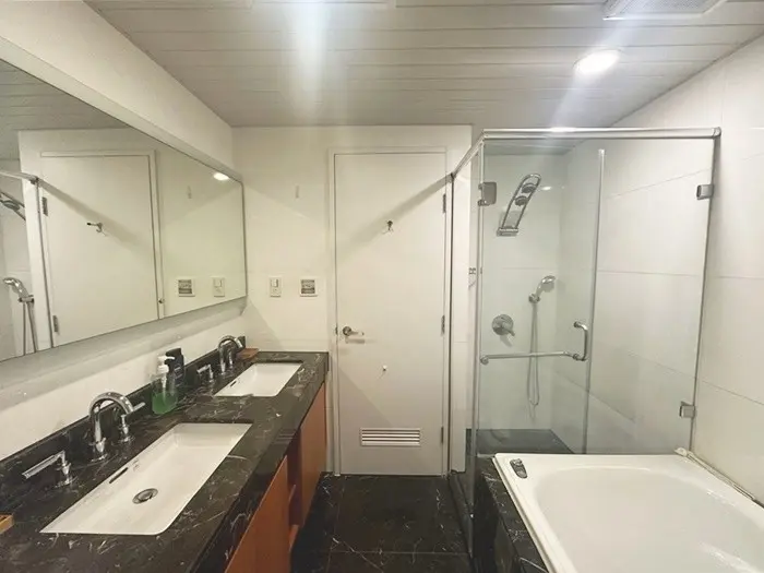 4 bedrooms apartment for rent in Songshan District, Taipei City | NT$ 148 000 | 35 ping slide 3