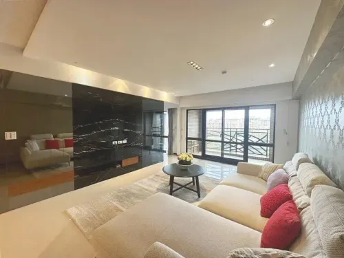 4 bedrooms apartment for rent in Songshan District, Taipei City | NT$ 148 000 | 35 ping slide 8