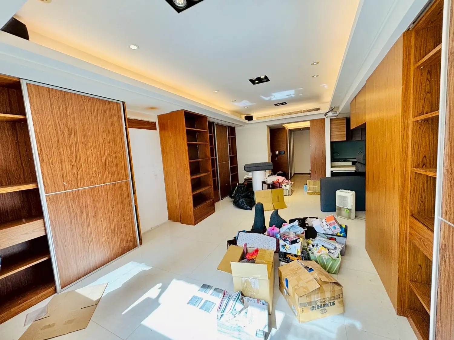 3 bedrooms apartment for rent TWD 70 000 - 40 ping - Daan District,Taipei City slide 2