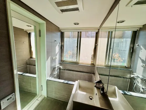 Apartment for rent TWD 70 000 - Section 2, Fuxing S Rd - 3 bedrooms