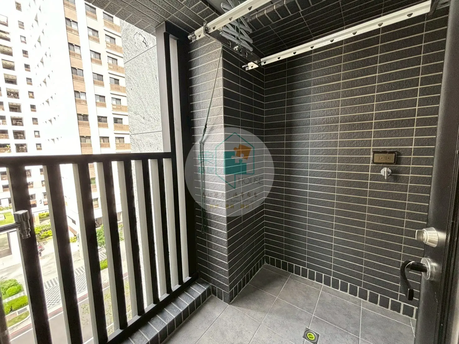 3 bedrooms apartment for sale in East District, Tainan City | TWD 12 980 000 | 16 ping slide 17