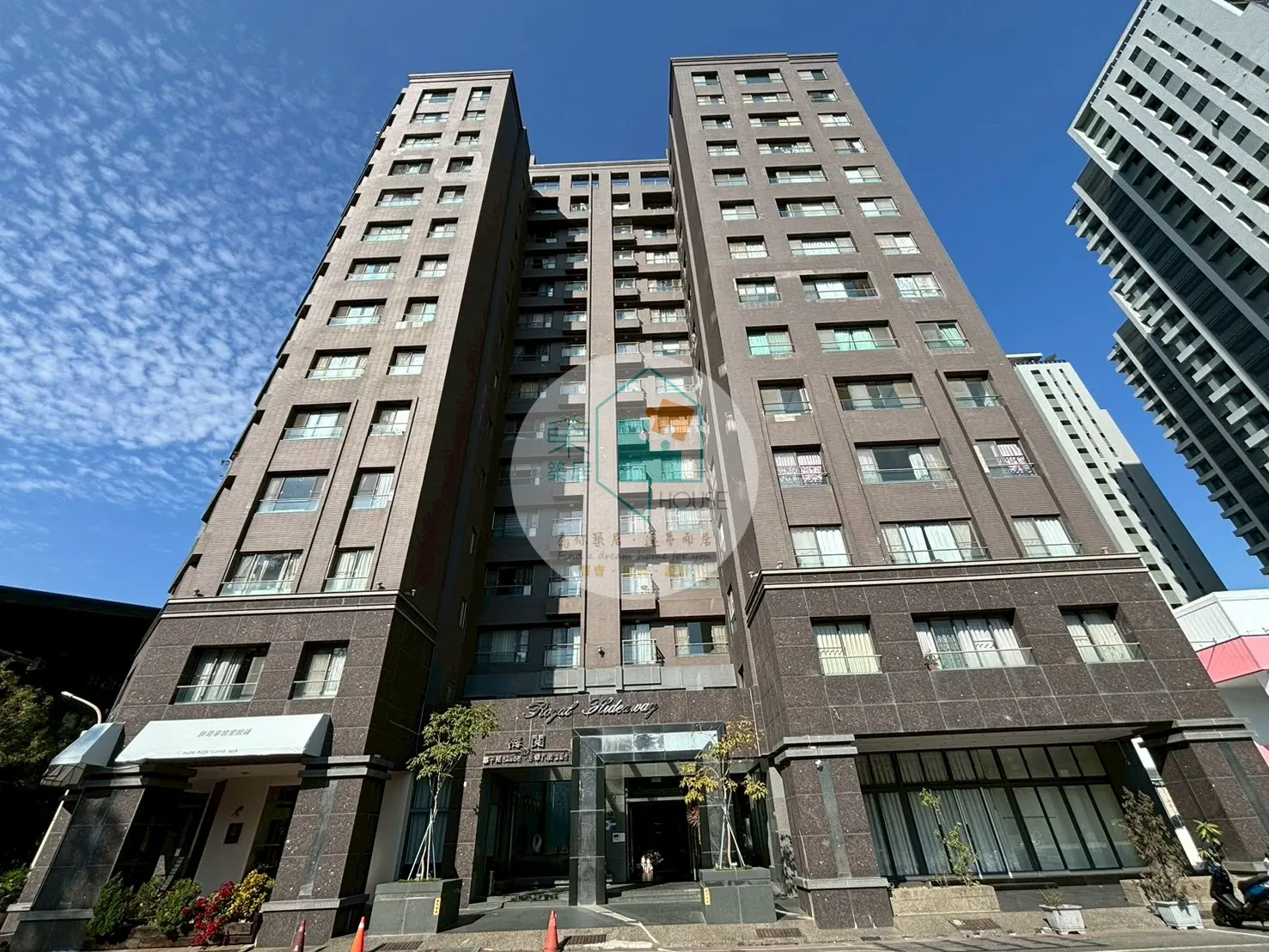 2 bedrooms apartment for sale in Anping District, Tainan City | TWD 6 990 000 | 14 ping slide 0