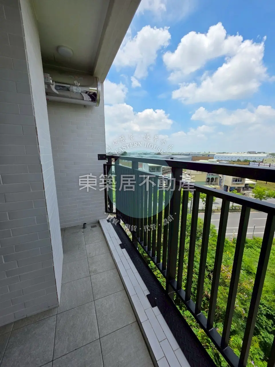 3 bedrooms apartment for rent in Anding District, Tainan City | NT$ 23 000 | 22 ping slide 6