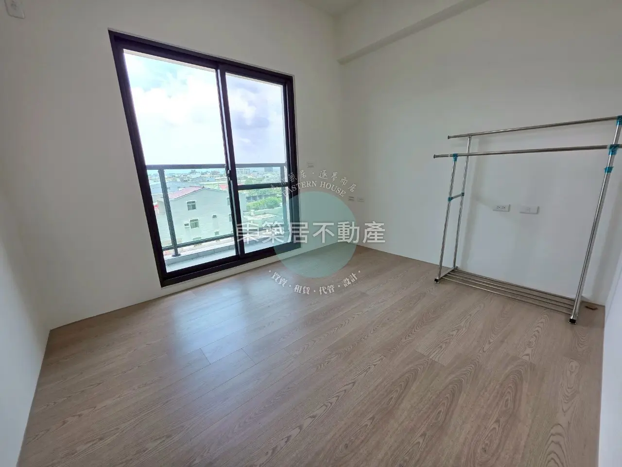 3 bedrooms apartment for rent in Anding District, Tainan City | NT$ 23 000 | 22 ping slide 8