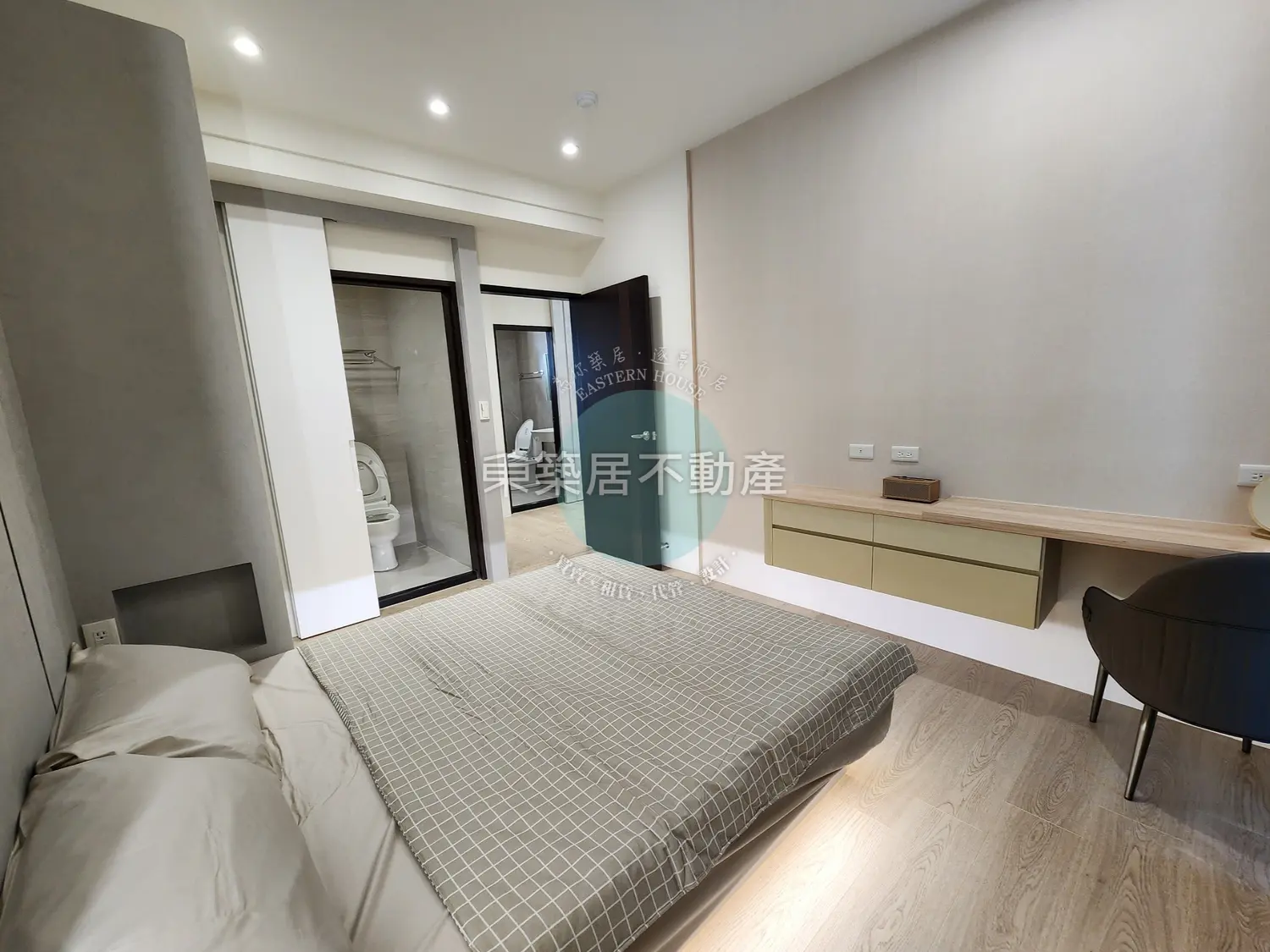 2 bedrooms apartment for rent in Anding District, Tainan City | NT$ 25 800 | 17 ping slide 10