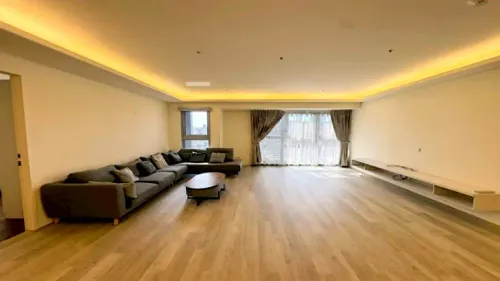 Apartment for rent NT$ 185 000 - Section 1, Zhongshan North Road - 4 bedrooms