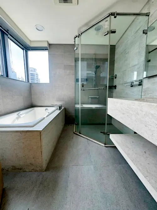 4 bedrooms apartment for rent in Zhongshan District, Taipei City | NT$ 185 000 | 68 ping slide 13