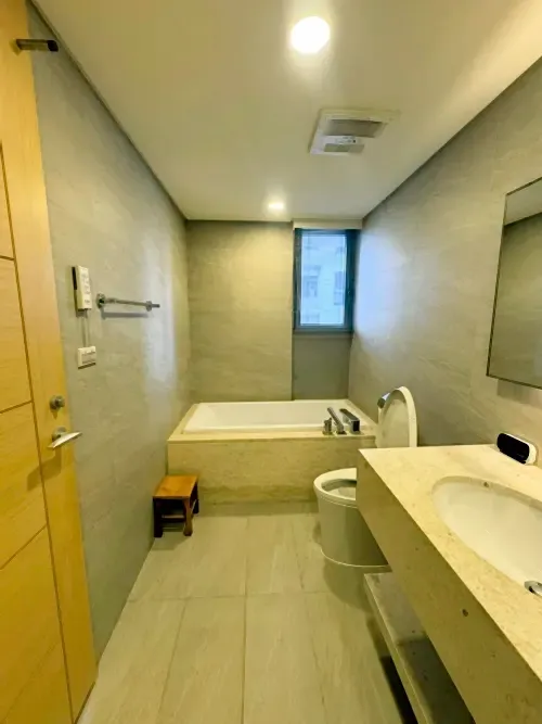 4 bedrooms apartment for rent in Zhongshan District, Taipei City | NT$ 185 000 | 68 ping slide 15