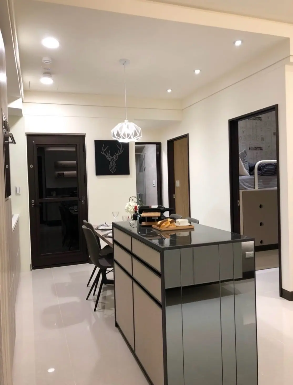 2 bedrooms apartment for rent in Daan District, Taipei City | NT$ 80 000 | 16 ping slide 2