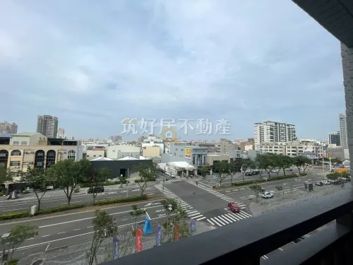 Apartment for rent TWD 32 800 - Section 2, Yonghua Road - 2 bedrooms